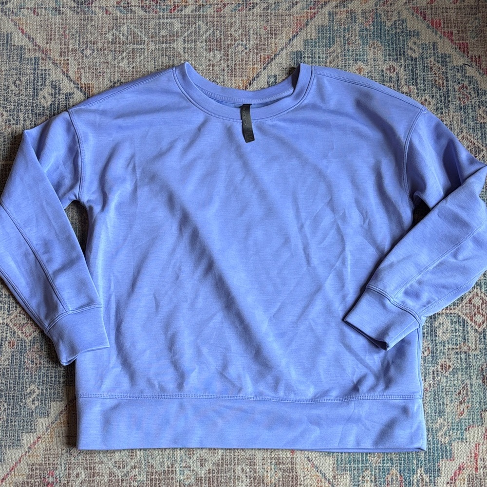 Mondetta Crewneck Top